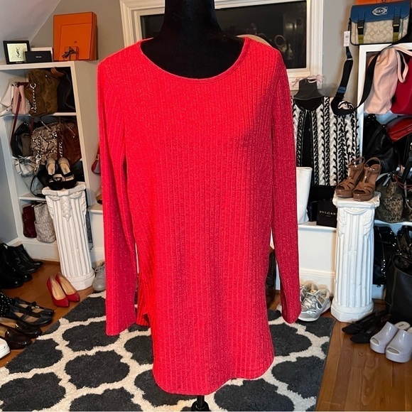CALVIN KLEIN Ribbed Red Sparkle Top - Picture 5 of 8